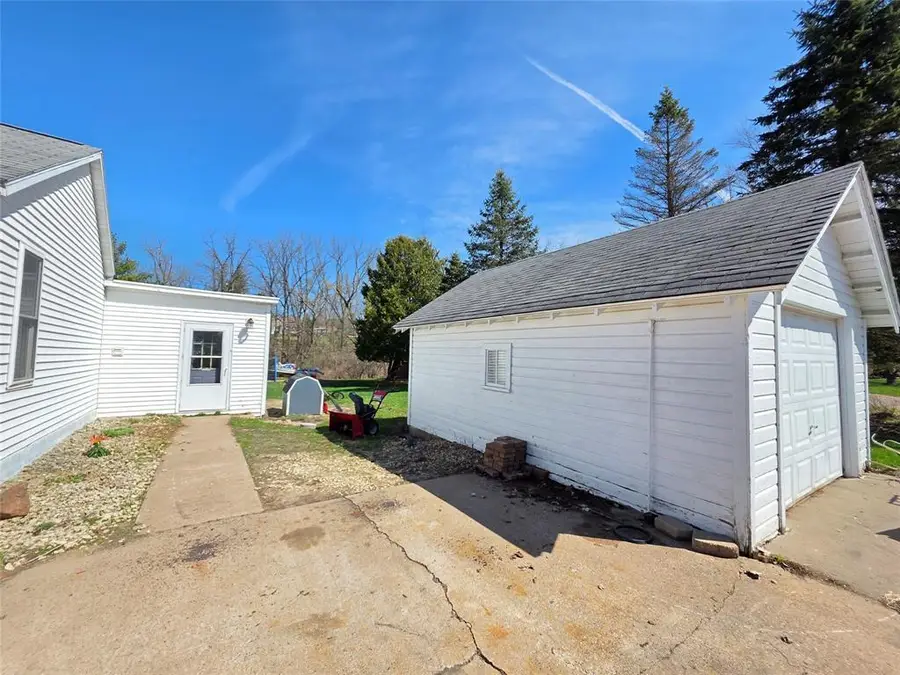 619 W Perkins Street, Augusta, WI 54722 - #3