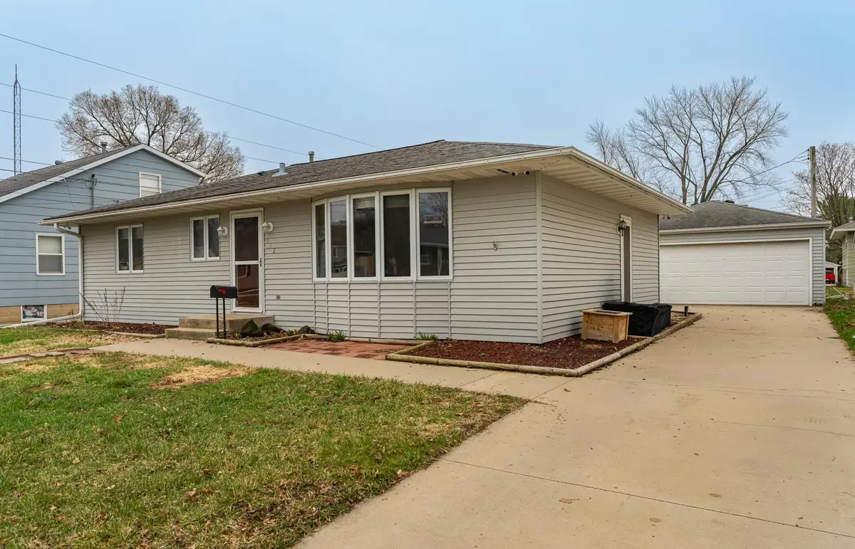 512 15th Street Ne, Rochester, MN 55906 - #1