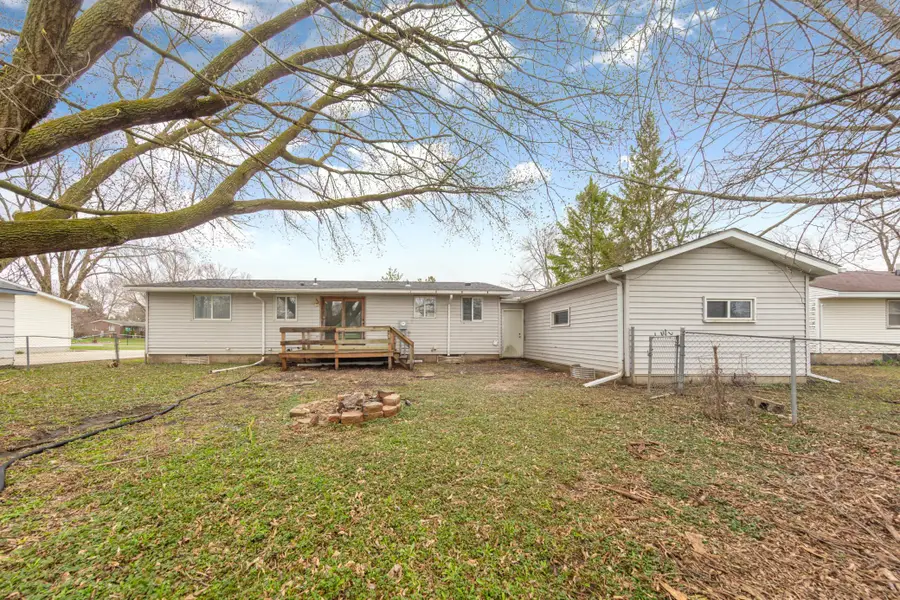 206 Julia Street, Claremont, MN 55924 - #3