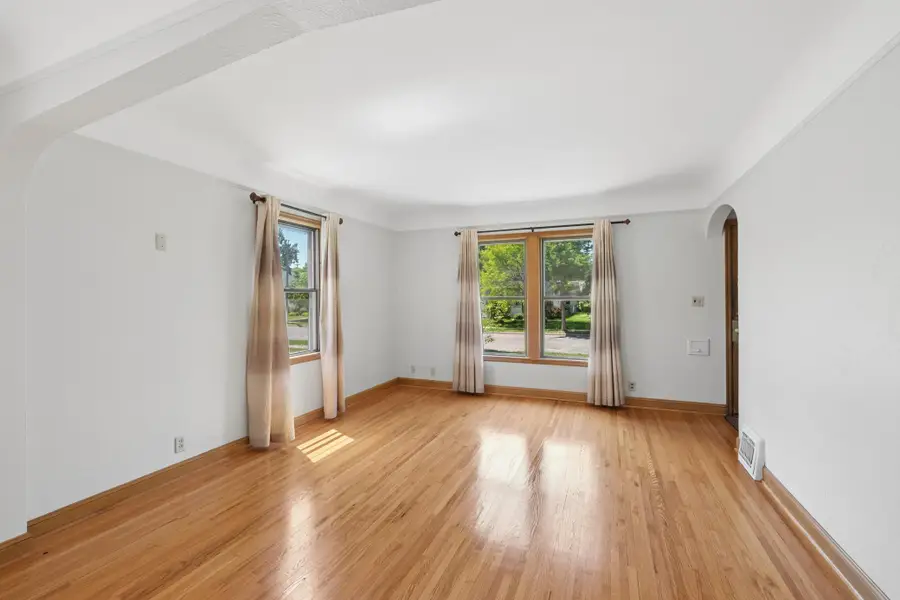 3929 29th Avenue S, Minneapolis, MN 55406 - #2
