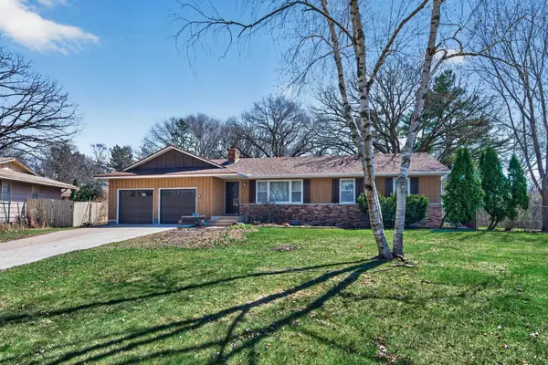 762 113th Circle Ne, Blaine, MN 55434