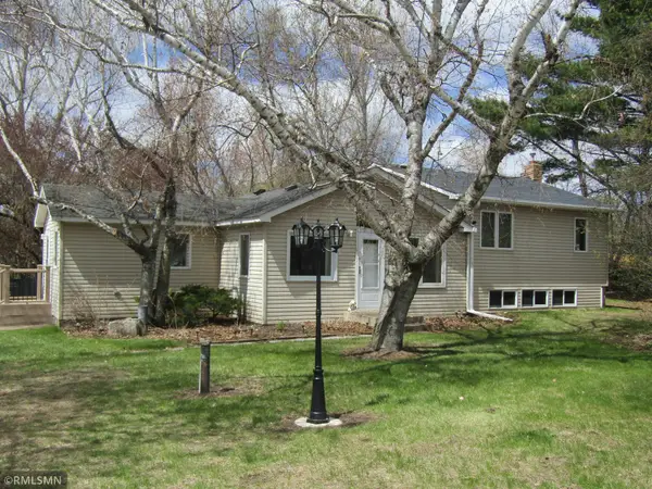 50720 Evergreen Avenue, Rush City, MN 55069