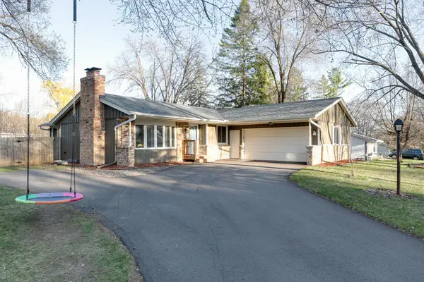 2750 Queensland Lane N, Plymouth, MN 55447