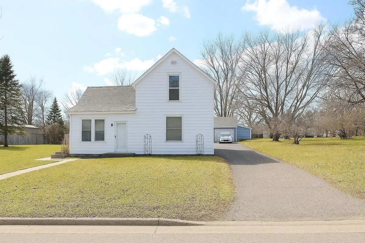 211 4th Street Sw, Staples, MN 56479 - #1