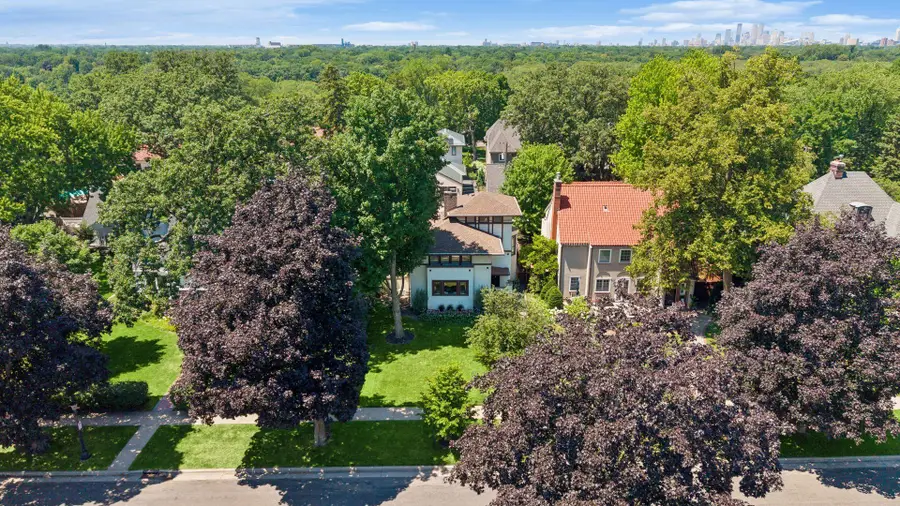 151 Woodlawn Avenue, Saint Paul, MN 55105 - #3
