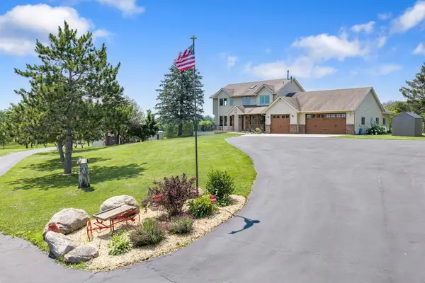 5875 Meadowlark Lane, Prior Lake, MN 55372