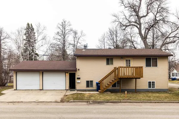 525 Bluff Street, Enderlin, ND 58027