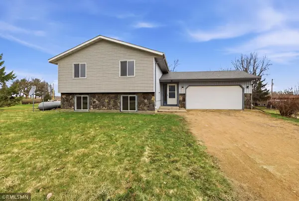 496 Evergreen Meadow Lane Sw, Montgomery, MN 56069