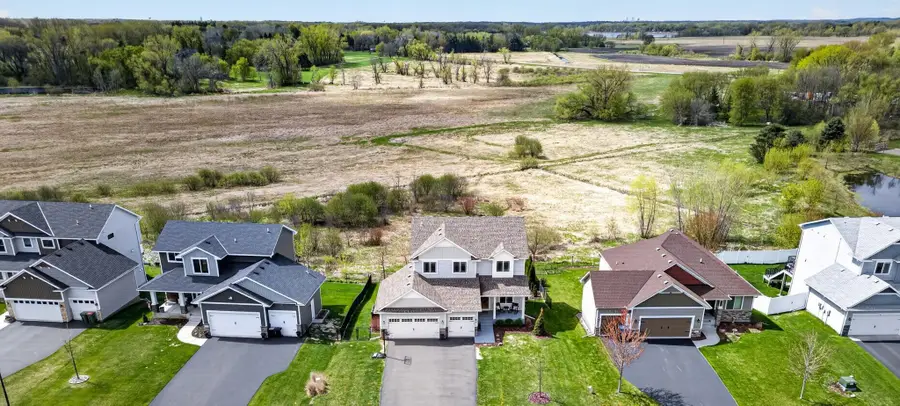 2086 Chestnut St, Lino Lakes, MN 55038 - #2