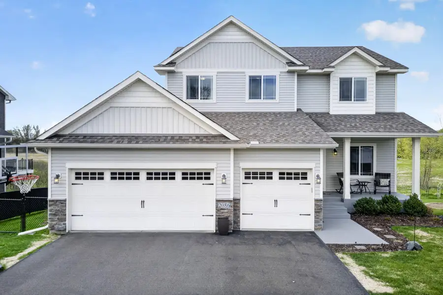 2086 Chestnut St, Lino Lakes, MN 55038 - #3