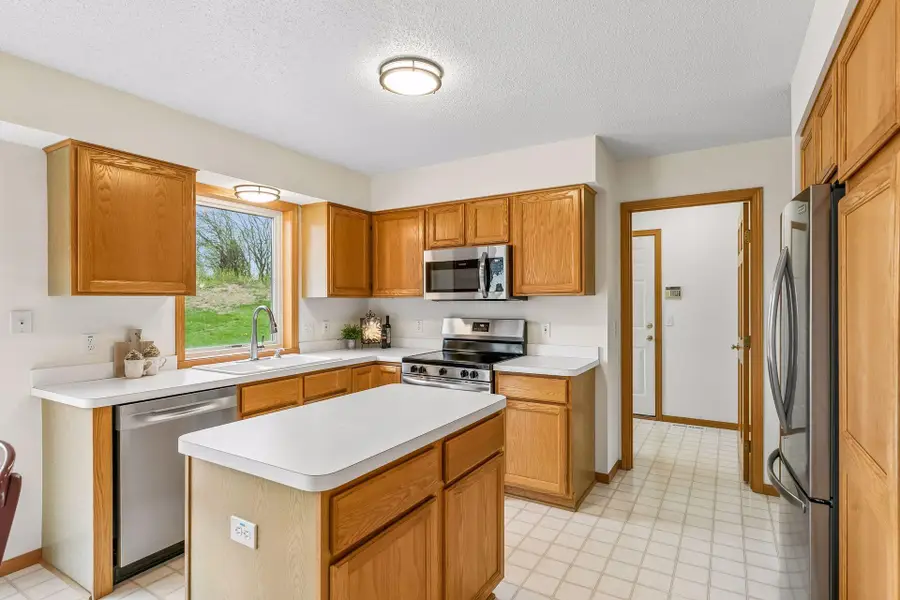 3019 Copper Oaks Alcove, Woodbury, MN 55125 - #3