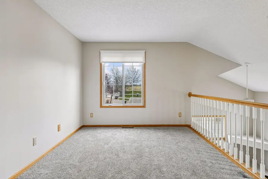 3200 Juniper Circle #D, Woodbury, MN 55125 - #3