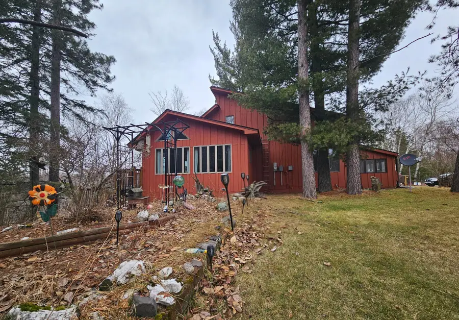 4045 Long Lake Shores Road, Eveleth, MN 55734 - #3