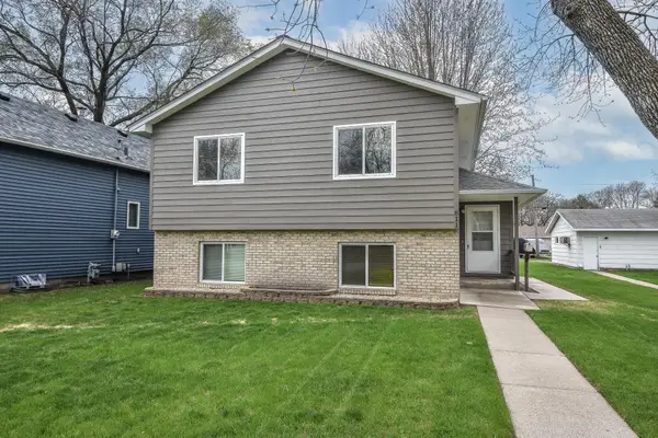 811 Broadway Avenue S, Sauk Rapids, MN 56379