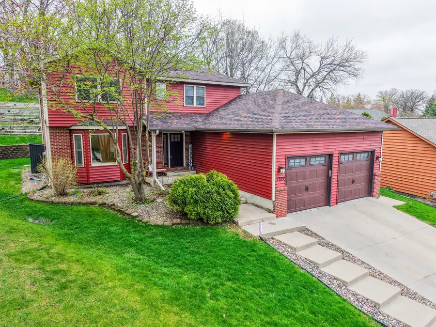 2209 Beacon Dr Sw, Rochester, MN 55902 - #3