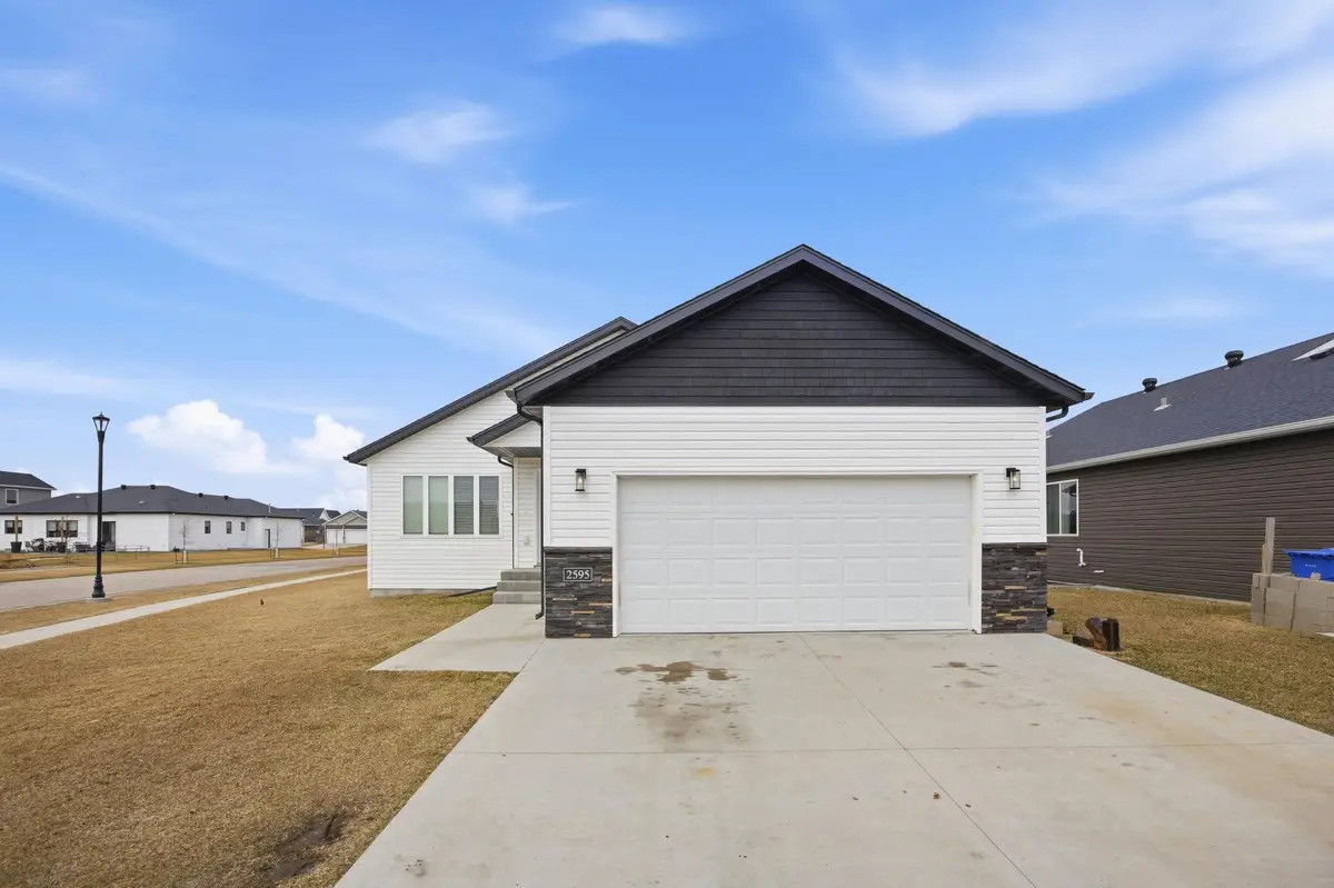 2595 72 Avenue S, Fargo, ND 58104 - #1