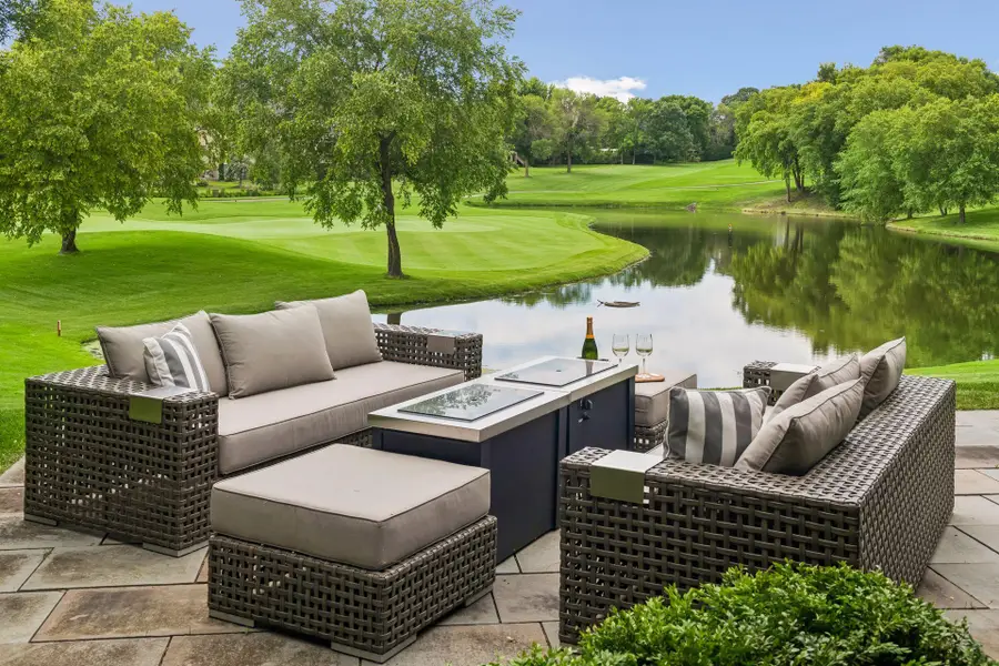 18394 Nicklaus Way, Eden Prairie, MN 55347 - #3