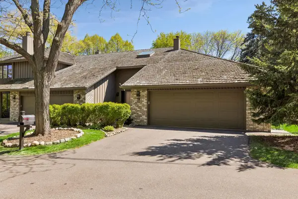 1775 Lexington Avenue S #19, Mendota Heights, MN 55118