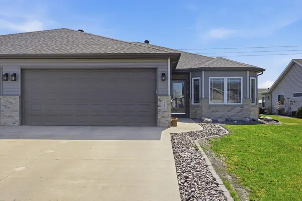 4346 46th Avenue S, Fargo, ND 58104
