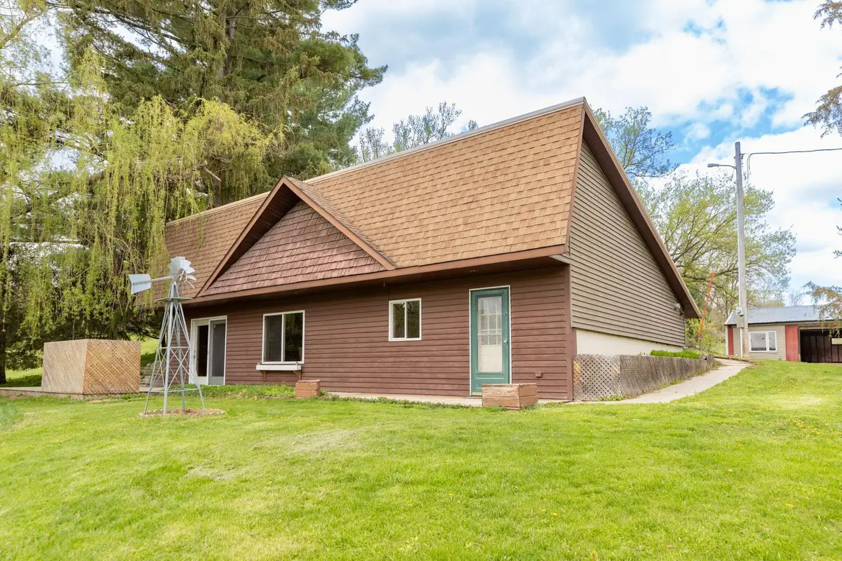 33704 County 25 N, Peterson, MN 55962 - #1