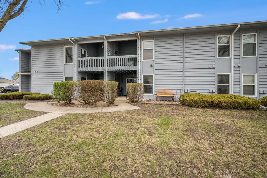 232 S Dewey Street #102, Fairmont, MN 56031 - #2