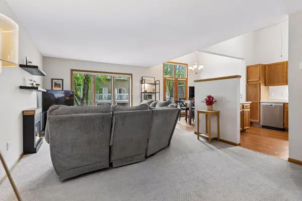 3240 Old Highway 8, Saint Anthony, MN 55418