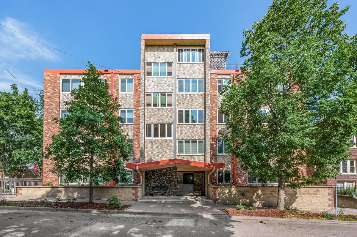 1901 Emerson Avenue S #303, Minneapolis, MN 55403 - #1