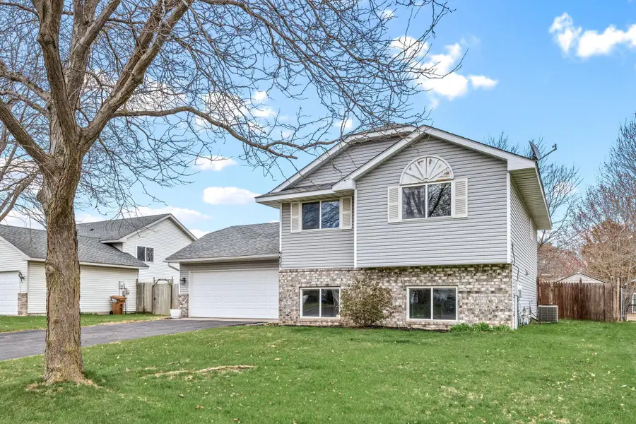 9623 Hamlet Avenue S, Cottage Grove, MN 55016 - #2