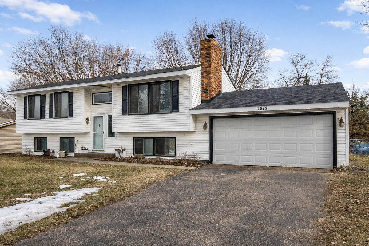 7062 Sherwood Road, Woodbury, MN 55125 - #1