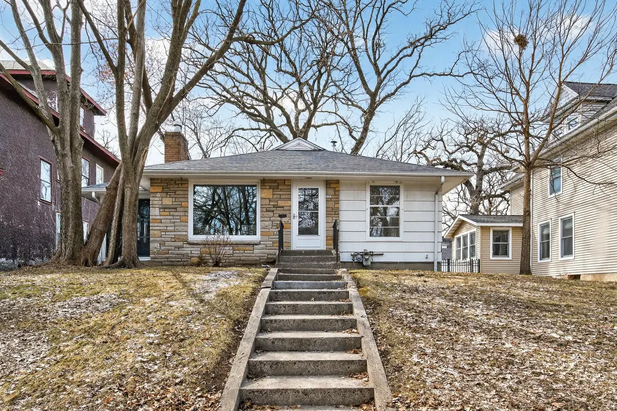 2842 Irving Avenue S, Minneapolis, MN 55408 - #1