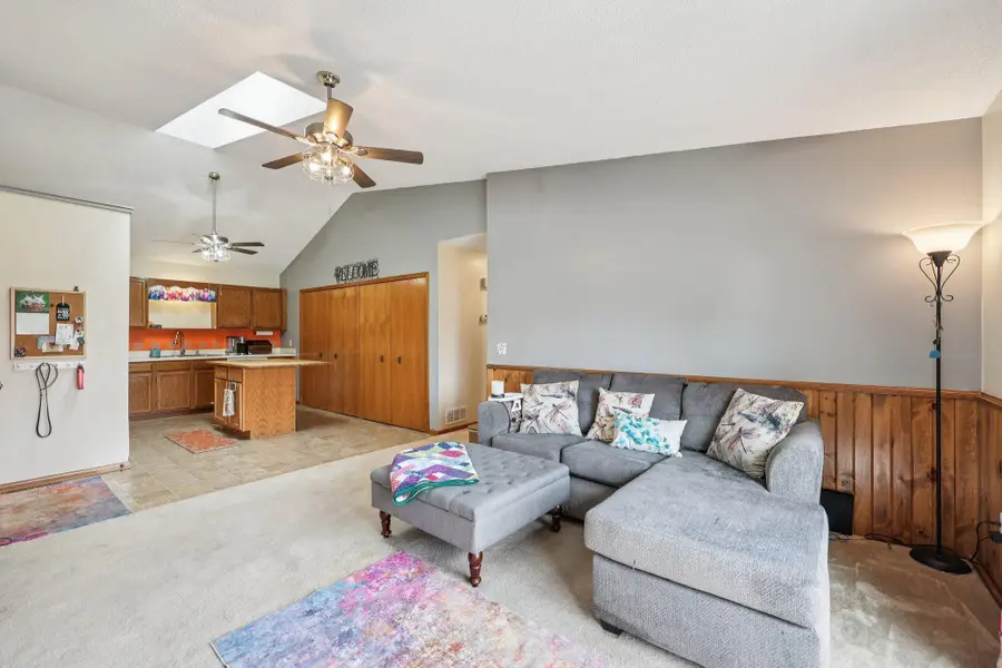 3276 Greenbrier Street, Vadnais Heights, MN 55127 - #2