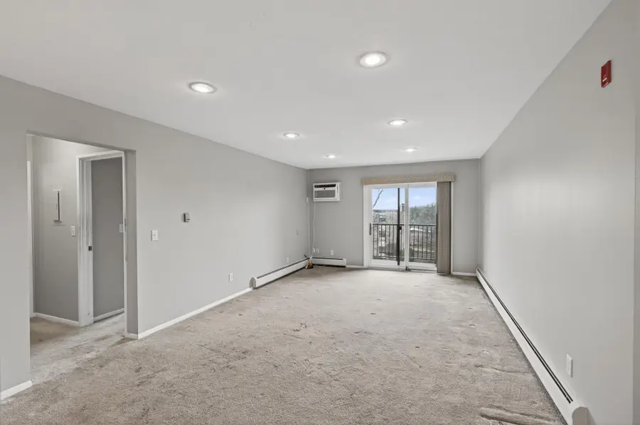 2690 Oxford Street N #239, Roseville, MN 55113 - #2