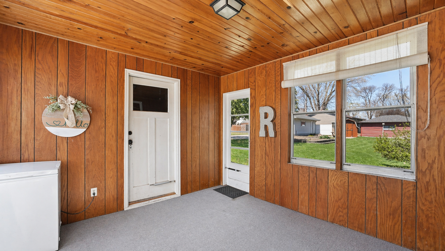 1601 Knight Avenue N, Glencoe, MN 55336 - #3