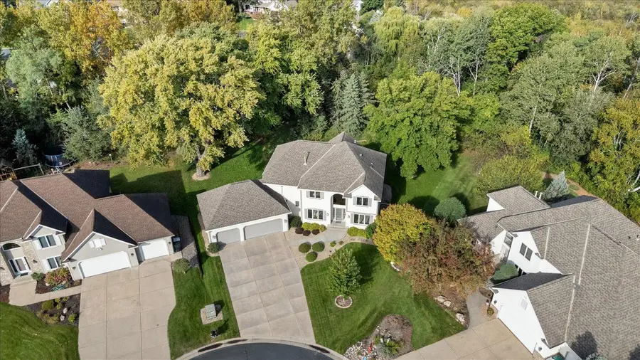 5605 Saint Albans Circle, Shoreview, MN 55126 - #2