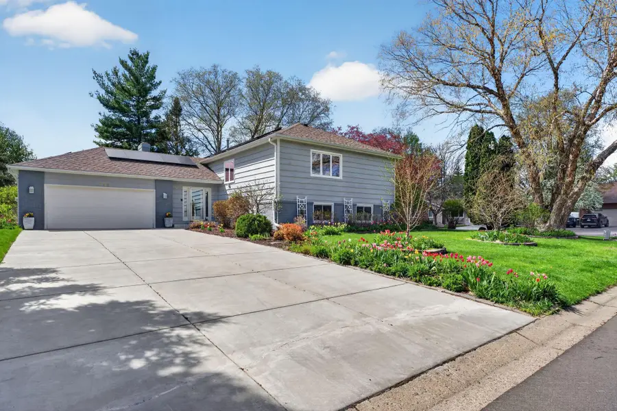 798 Sunset Drive, Eagan, MN 55123 - #3