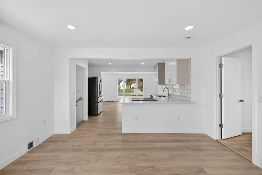 2026 Ames Avenue E, Saint Paul, MN 55119 - #3