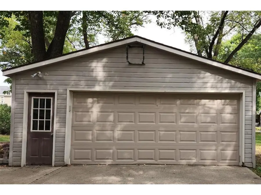 528 11th Street, Windom, MN 56101 - #2