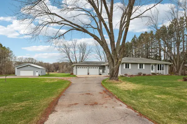 7510 161st Avenue Ne, Forest Lake, MN 55025