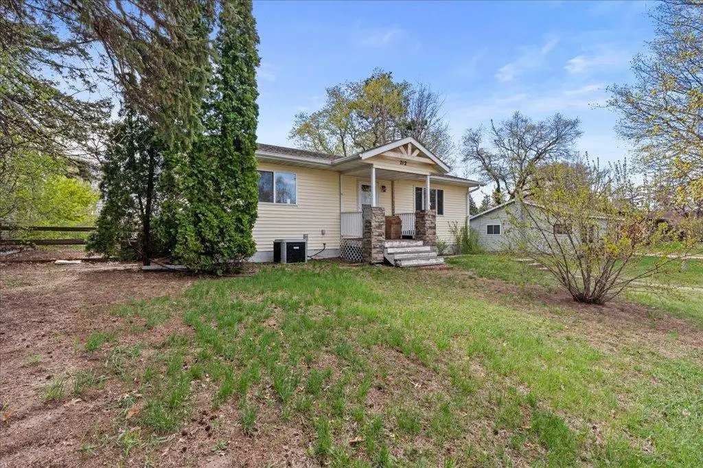 712 8th Street Ne, Little Falls, MN 56345 - #1
