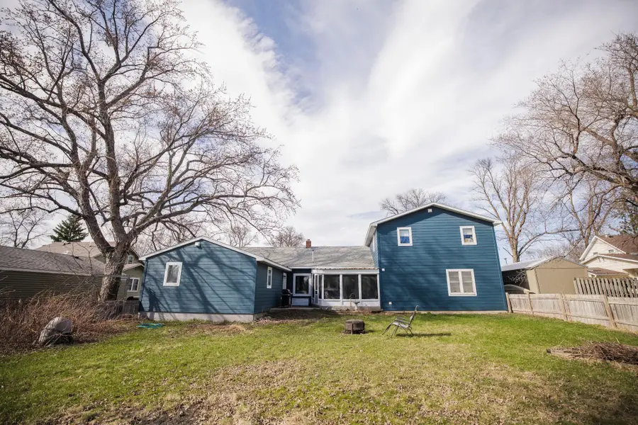507 W 11th Street, Morris, MN 56267 - #3