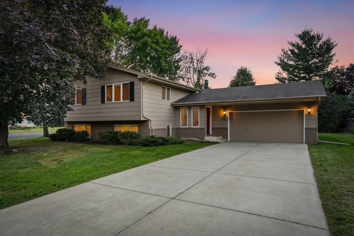 1198 Harrison Street S, Shakopee, MN 55379 - #1