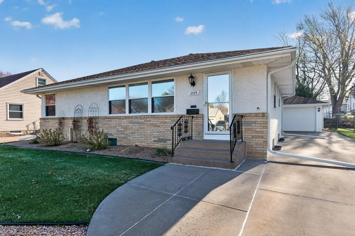 3725 Lincoln Street Ne, Columbia Heights, MN 55421 - #1