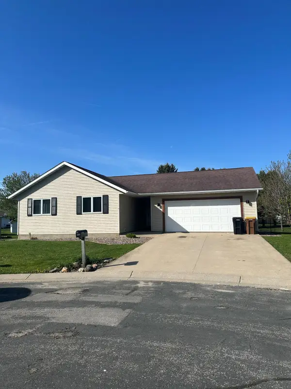 100 Capelle Street, Spring Valley, MN 55975