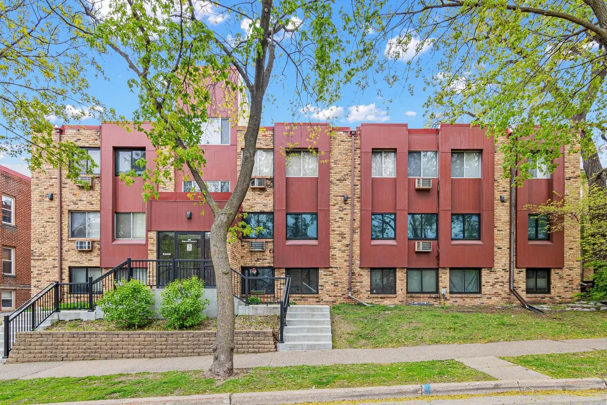 520 Ridgewood Avenue #3, Minneapolis, MN 55403 - #1