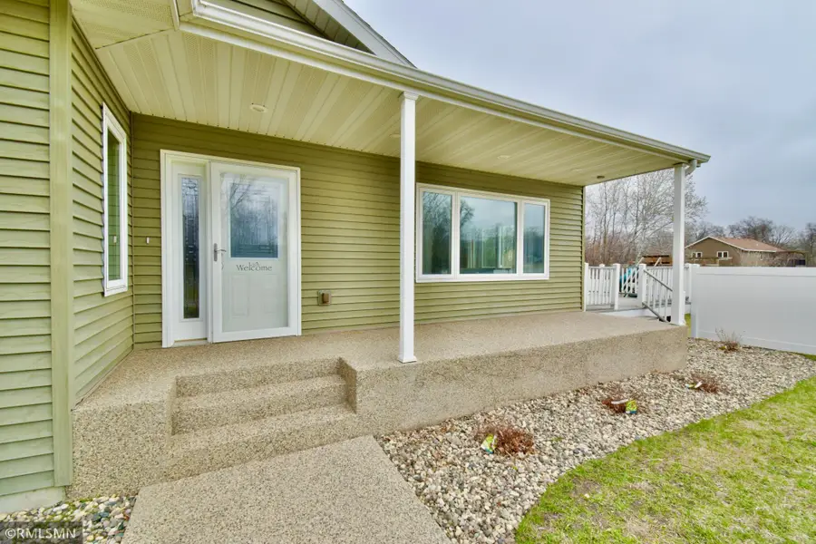 713 Thomas Drive Ne, Alexandria, MN 56308 - #2
