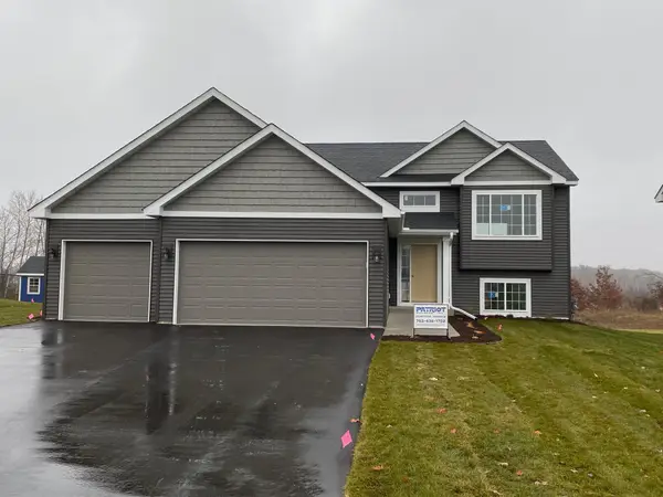 37583 Greenwich Court, North Branch, MN 55056