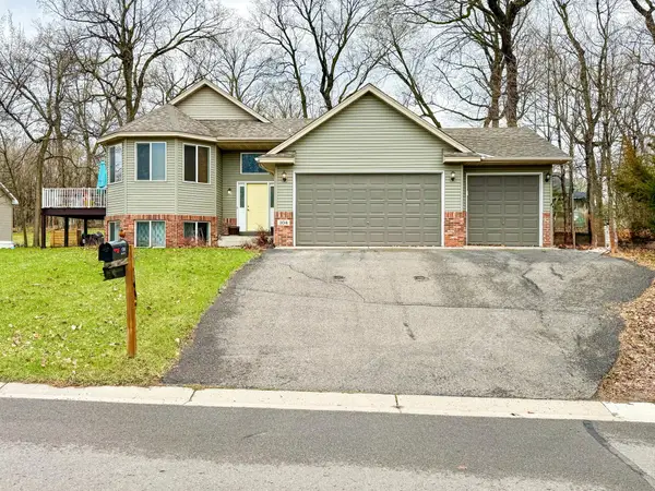 104 Mills Woods Trail, Buffalo, MN 55313