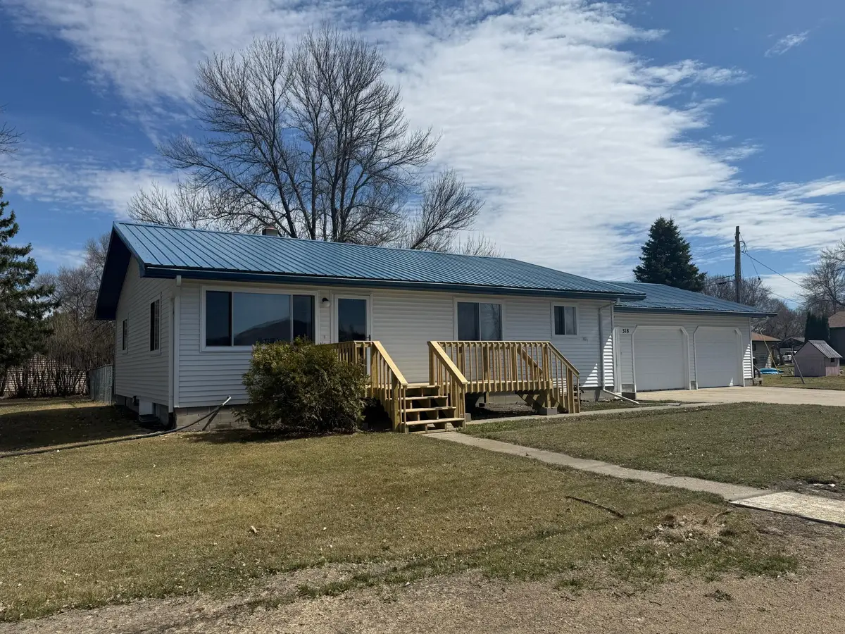 318 5th Street Nw, Mahnomen, MN 56557 - #1