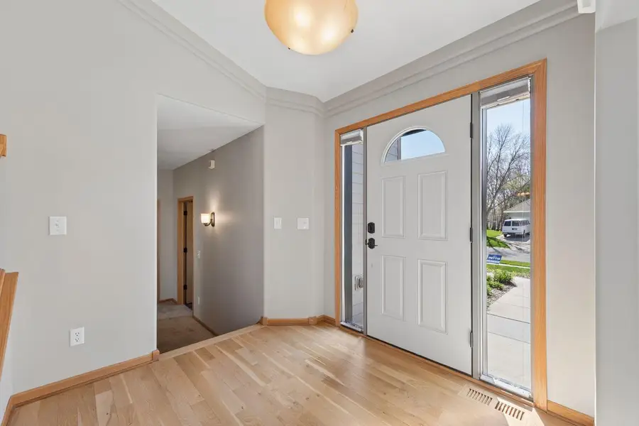 4416 Coachman Lane Ne, Prior Lake, MN 55372 - #2