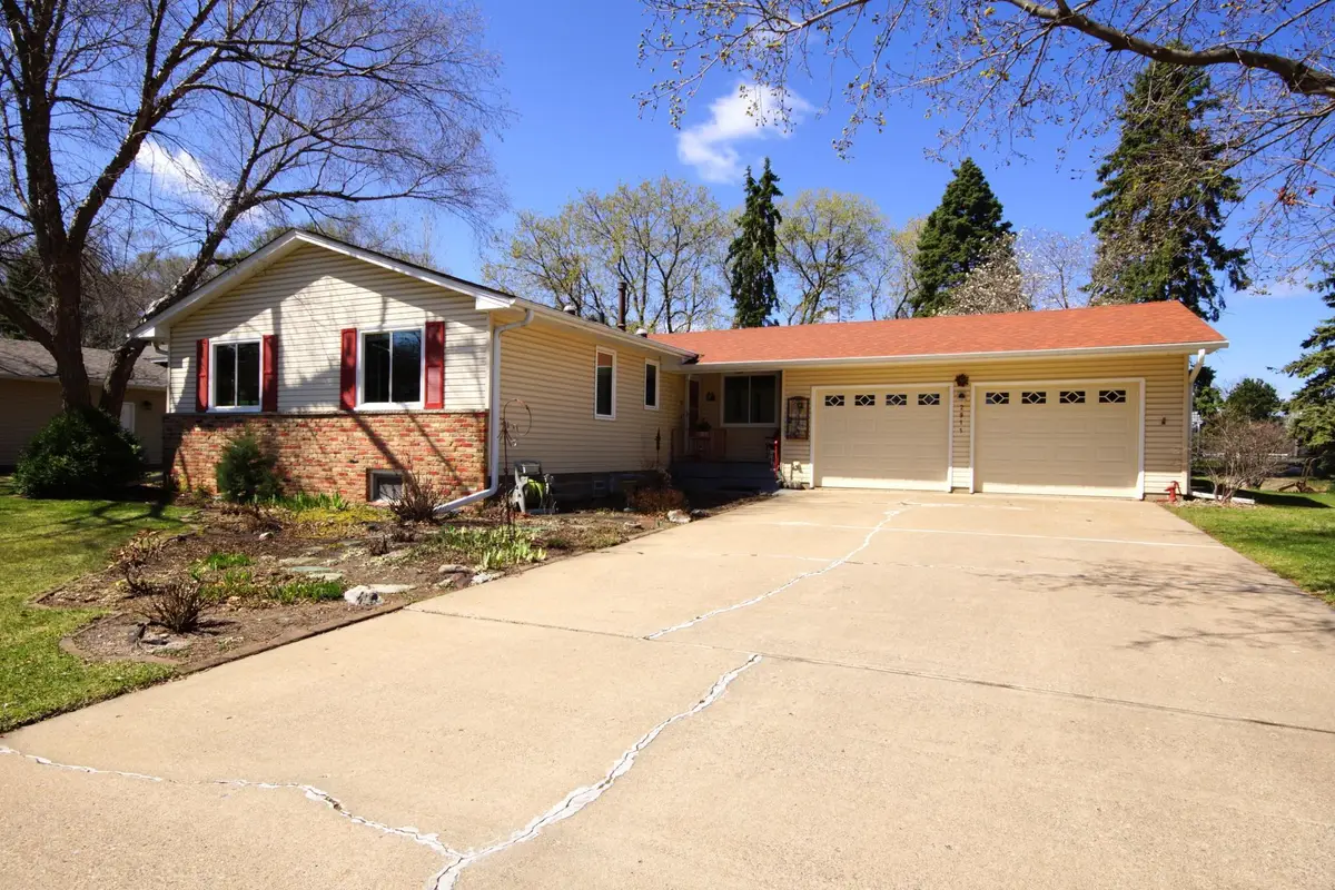 2911 8th Avenue, Anoka, MN 55303 - #1